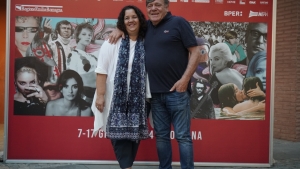 La regista Fedora Sasso con Beppe Carletto per Nomade che non sono altro