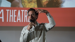 Il protagonista Benjamin Lavernhe per L'Abbé Pierre - Une Vie de Combats