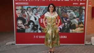 La regista Dorottya Zurbò per Agent of Happiness