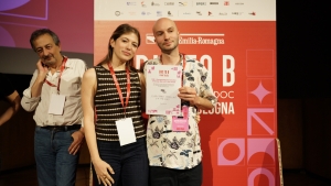 DAE Documentary Association of Europe Bio to B - Doc Award va a Everything Works Out (In the End) di Maximilien Dejoie, prodotto da Mattia Puleo, James Heath, Ilaria Marchetti e Lorenzo Bagnato