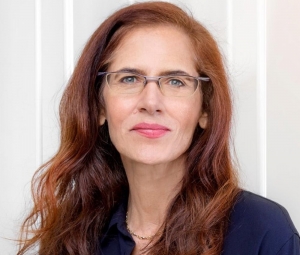 1000x850 Philippa Kowarsky4