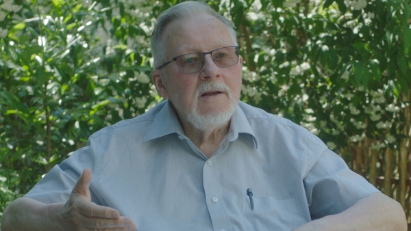 MR LANDSBERGIS